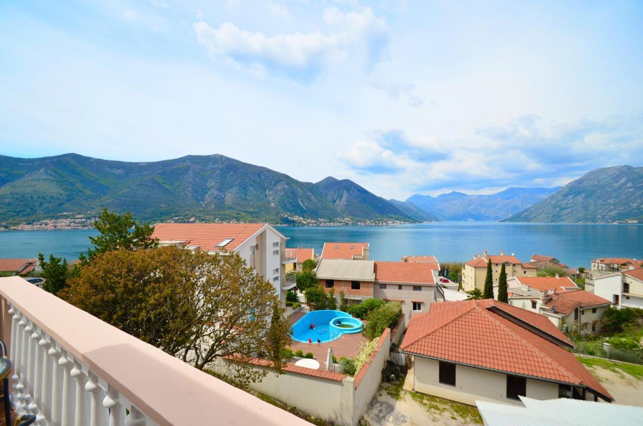 Apartments Blue Lagoon Kotor Eksteriør billede